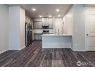 Photo #5: 994123 Listing