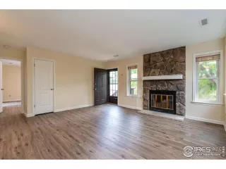 Photo #4: 994249 Listing 