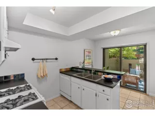 Photo #6: 994334 Listing 