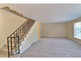 Photo #5: 994372 Listing