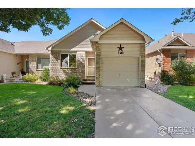 MLS: 994403 Condo For Sale