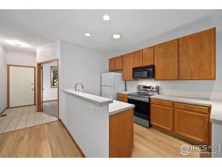 Photo #6: 994403 Listing 