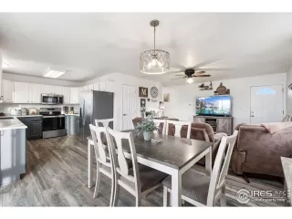 Photo #5: 994418 Listing 