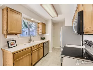 Photo #6: 994482 Listing