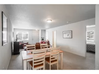 Photo #4: 9945139 Listing