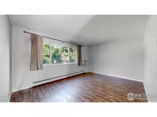 Photo #6: 994560 Listing