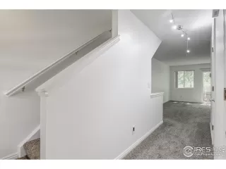 Photo #5: 994567 Listing