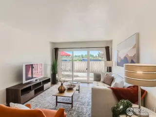 Photo #2: 994600 Listing