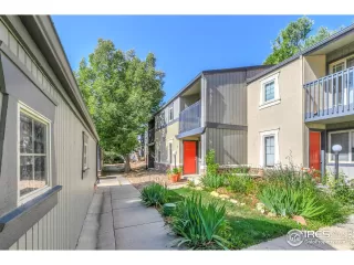 Photo #2: 994609 Listing