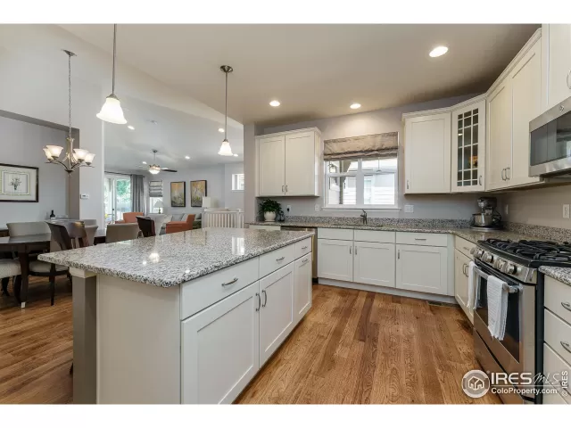 MLS: 994610 Condo For Sale