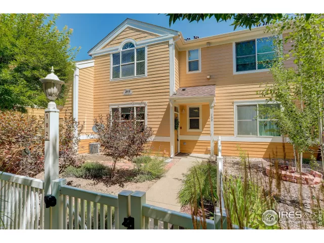 MLS: 994611 Condo For Sale