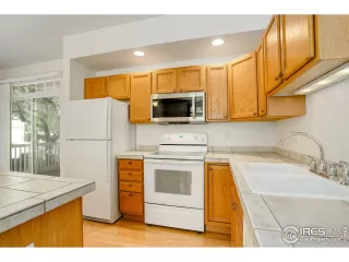 Photo #6: 994611 Listing