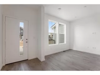 Photo #4: 9946378 Listing