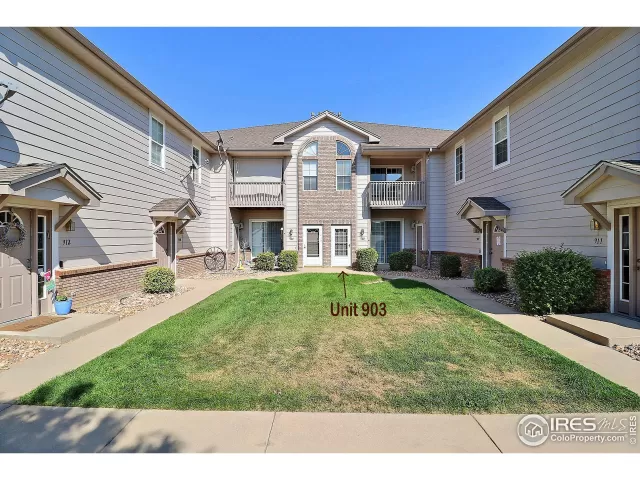 MLS: 994673 Condo For Sale
