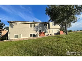 Photo #4: 994755 Listing