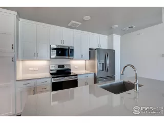 Photo #1: 994777 Listing