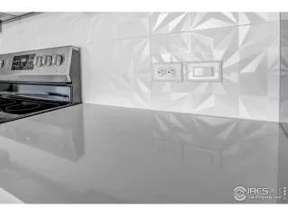 Photo #2: 994842 Listing 