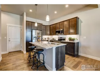 Photo #4: 994845 Listing 
