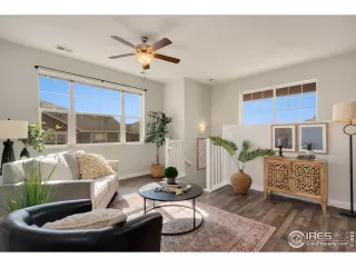 Photo #5: 994879 Listing