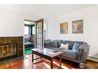 Photo #4: 994901 Listing