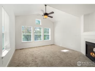 Photo #5: 994922 Listing