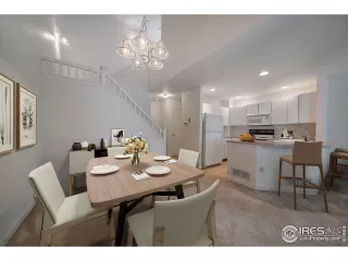 Photo #3: 994959 Listing