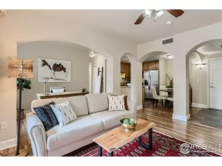 Photo #1: 994994 Listing