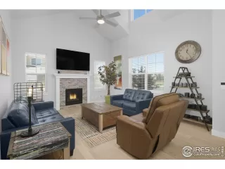 Photo #6: 995028 Listing