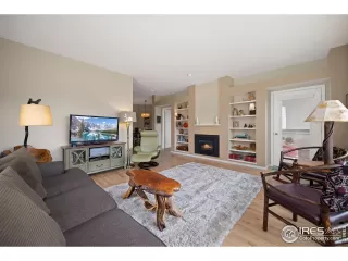 Photo #4: 995055 Listing