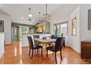 Photo #6: 995060 Listing