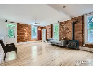 Photo #3: 995091 Listing