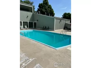 Photo #2: 995097 Listing