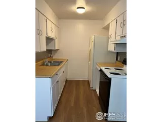 Photo #4: 995097 Listing