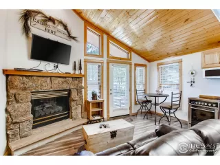 Photo #2: 995116 Listing