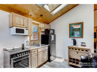 Photo #3: 995116 Listing