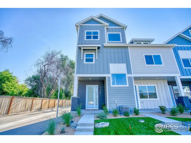 MLS: 995139 Condo For Sale