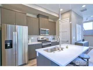 Photo #4: 995139 Listing 