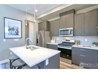 Photo #6: 995139 Listing 