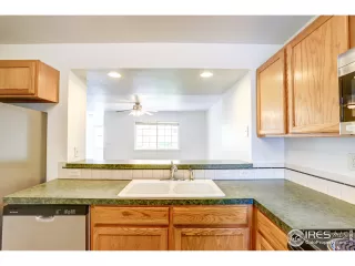 Photo #5: 995215 Listing