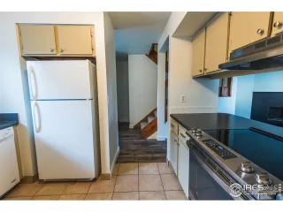 Photo #5: 995318 Listing