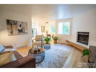 Photo #4: 995355 Listing 