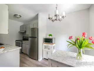 Photo #2: 995362 Listing