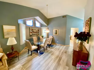 Photo #5: 995377 Listing
