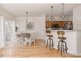 Photo #4: 995422 Listing 