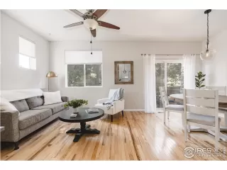 Photo #5: 995422 Listing 