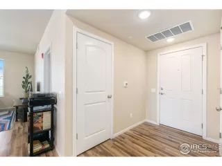 Photo #2: 995447 Listing