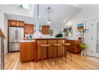 Photo #2: 9955036 Listing