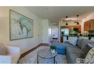 Photo #5: 995510 Listing 