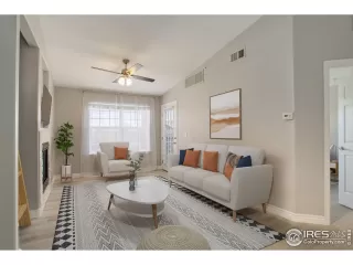 Photo #3: 995530 Listing