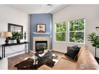 Photo #4: 995552 Listing